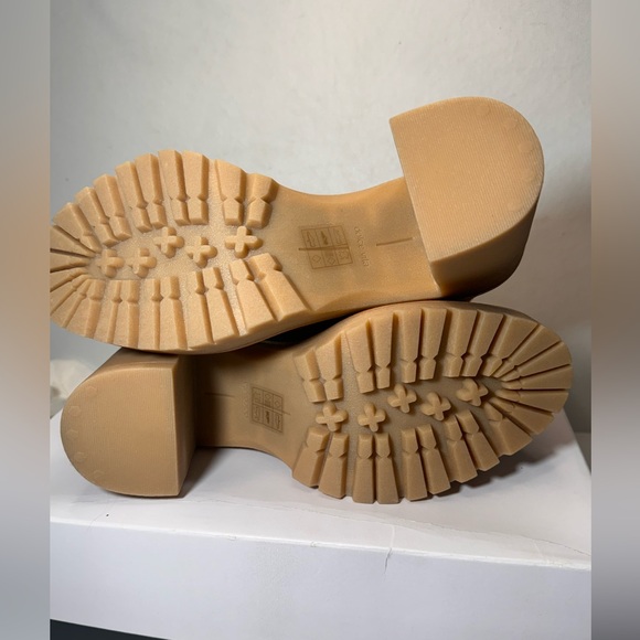 Dolce Vita Caster H2O Booties camel suede casual classic fall winter stylish - Picture 7 of 11